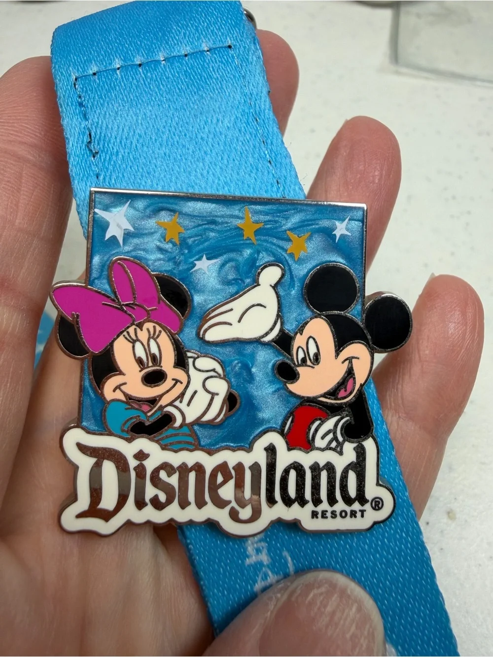 Disneyland Resort Mickey & Minnie Pin Lanyard with ID Badge Holder Disney Parks